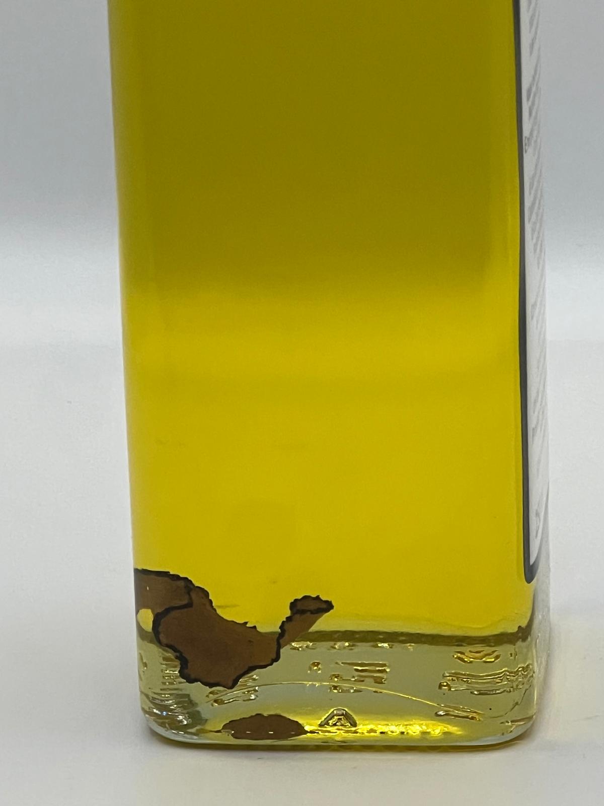 Olio d'Oliva al Tartufo Nero con scaglia essiccata